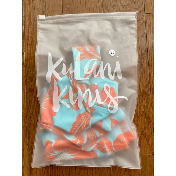 NWT Bikini Set - Picture 6 of 6